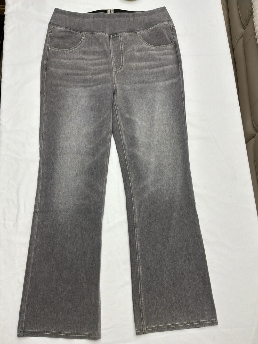 HALARA Grey Pull-On Flare Fit Jeans